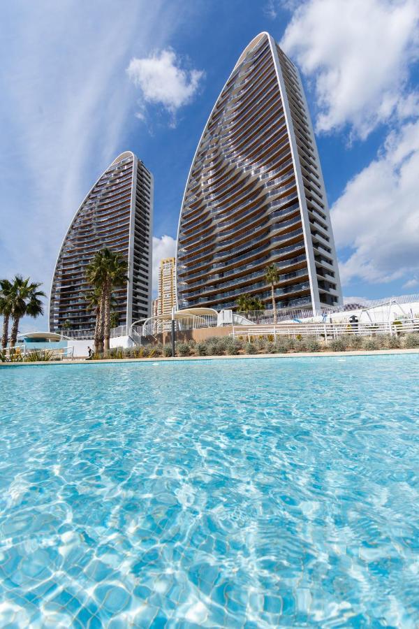 Sunset Waves Benidorm Julieta Vistas Al Mar Premium 200 Mt2 Con Jacuzzi En Terraza Apartment Exterior foto