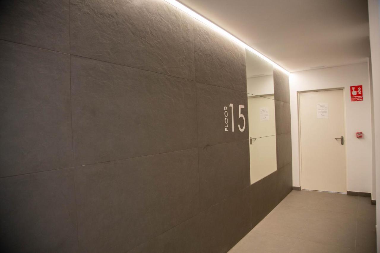 Sunset Waves Benidorm Julieta Vistas Al Mar Premium 200 Mt2 Con Jacuzzi En Terraza Apartment Exterior foto