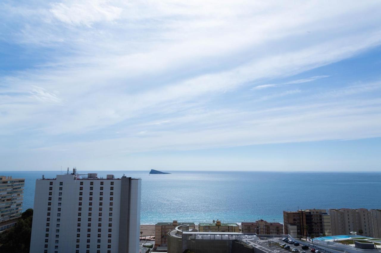 Sunset Waves Benidorm Julieta Vistas Al Mar Premium 200 Mt2 Con Jacuzzi En Terraza Apartment Exterior foto